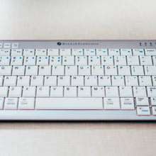 Lade das Bild in den Galerie-Viewer, Tastatur Ultraboard 950