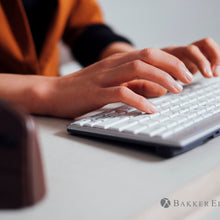 Lade das Bild in den Galerie-Viewer, Tastatur Ultraboard 950