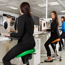 Lade das Bild in den Galerie-Viewer, Sattelstuhl Small Salli SwingFit